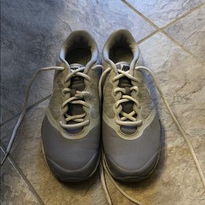 Women’s Gray Nike Sneakers
